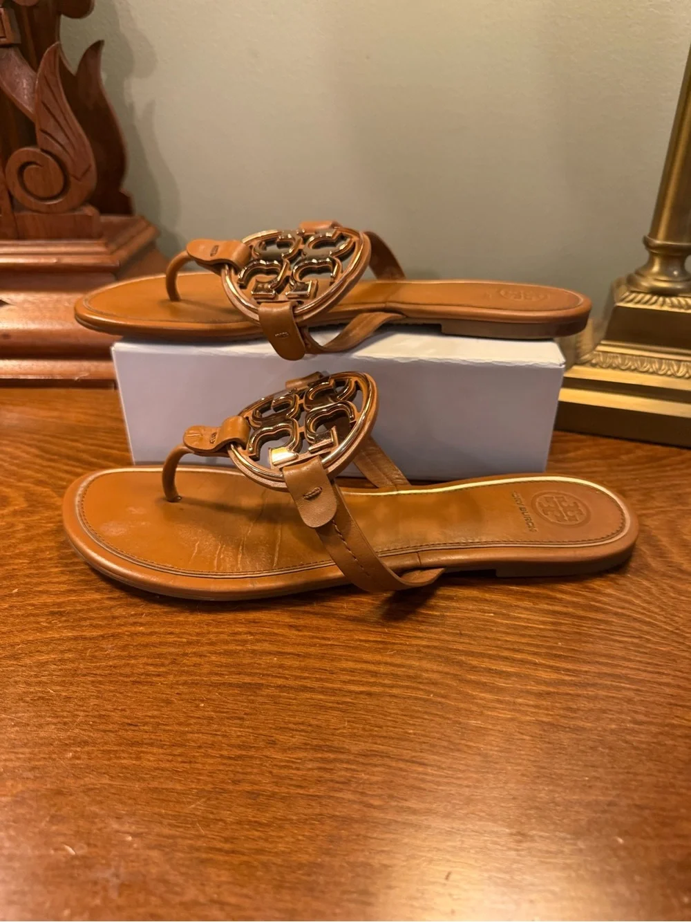 Tory Burch Gold Metal Miller Brown Leather Logo Toe-Post Sandals Size 8 $250